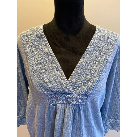 Rachel & Zoe Blouse Plus Size 1X Boho Pleasant Top Chambray Lace V Neck Flowy - Picture 2 of 10